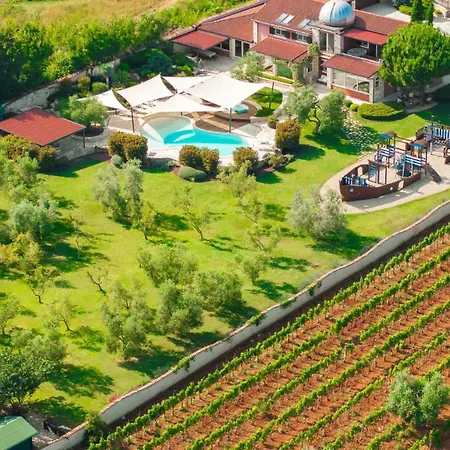 Beautiful Omo With Pool In Villa *