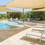 Beautiful Omo With Pool In 풀라